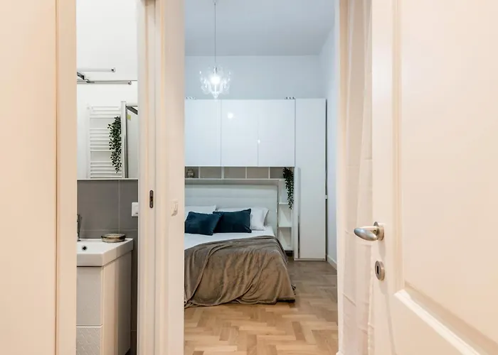 The Rent - Modern One-bedroom In The Porta Pia Area Apartment *